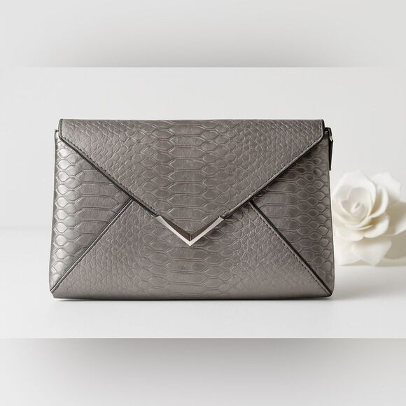 Stella & Dot Silver Embossed Snakeskin Clutch Metallic Envelope Evening Bag - Picture 1 of 9
